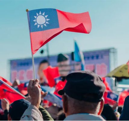 Democracy Survives Division: Taiwan’s Political Paradox