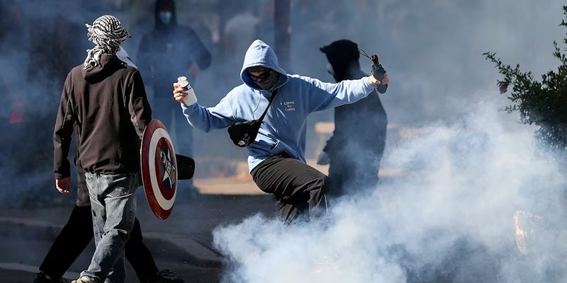France’s school crisis reaches the streets